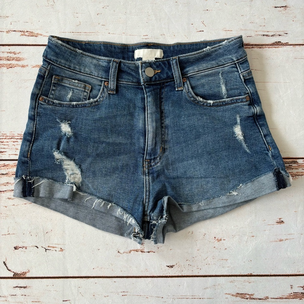 H&M High Waisted Blue Jean Shorts Size 4
